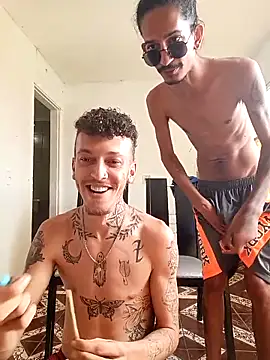 RuivoDotado24cm online show from February 6, 6:55 pm