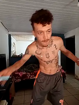 RuivoDotado24cm online show from February 9, 12:53 pm