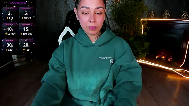 Aisha Goldstein online show from March 31, 8:37 am