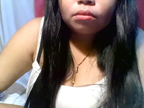 Snapshot of sweet_rhetta04 chatting on October 13, 11:43 am sweet rhetta04 online show from October 13, 11:43 am