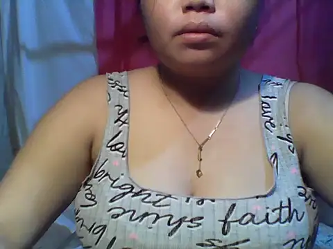 Snapshot of sweet_rhetta04 chatting on October 17, 8:17 am sweet rhetta04 online show from October 17, 8:17 am
