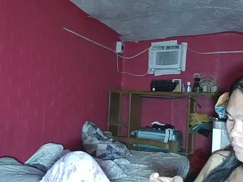 Snapshot of sexychekaiixxx chatting on October 30, 1:12 pm sexychekaiixxx online show from October 30, 1:12 pm