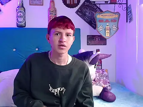 Snapshot of ANDRES_ANTONIO chatting on October 17, 5:15 pm ANDRES ANTONIO online show from October 17, 5:15 pm