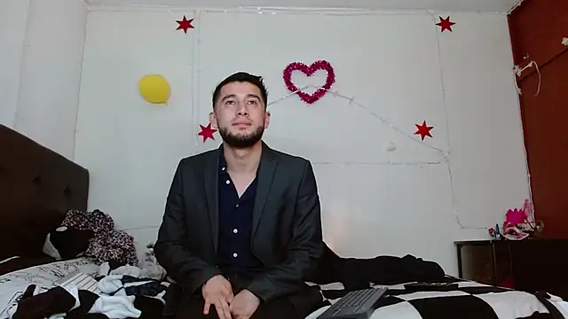 Snapshot of picante70_ chatting on November 2, 11:01 am picante70 online show from November 2, 11:01 am