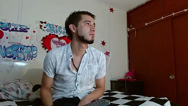 picante70  online show from March 13, 11:17 am