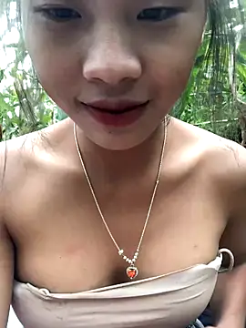 Snapshot of namicute chatting on November 16, 2:06 am namicute online show from November 16, 2:06 am