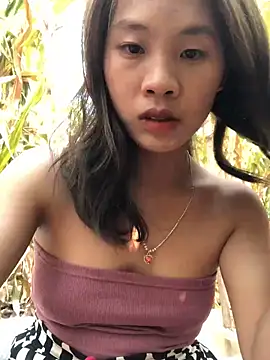 Snapshot of namicute chatting on December 3, 5:48 am namicute online show from December 3, 5:48 am