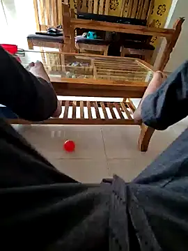 Snapshot of crawlerdrill chatting on October 26, 8:42 am crawlerdrill online show from October 26, 8:42 am