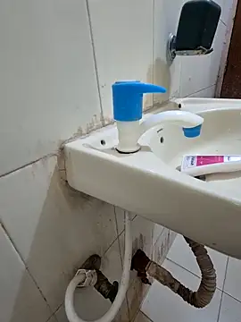 Snapshot of crawlerdrill chatting on November 22, 2:43 am crawlerdrill online show from November 22, 2:43 am