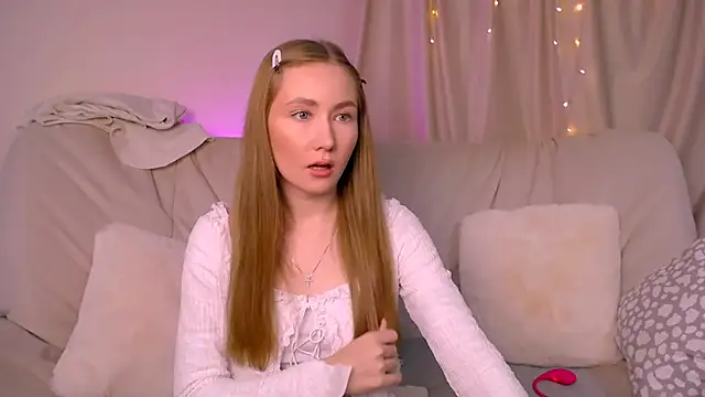 EllyColins online show from November 14, 3:05 am