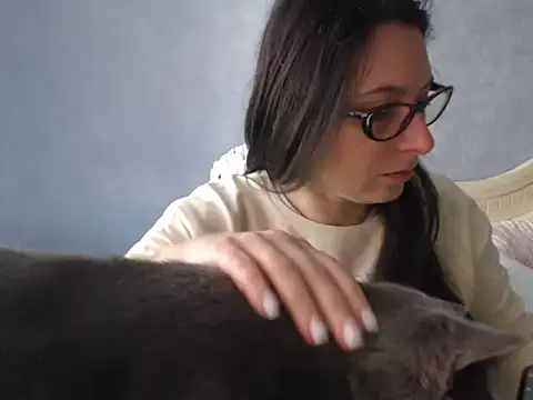 LuckyLisa23 online show from April 21, 11:38 am