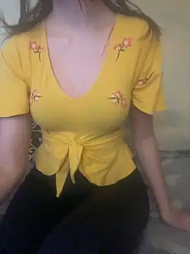 KittieCreme online show from November 16, 9:48 am