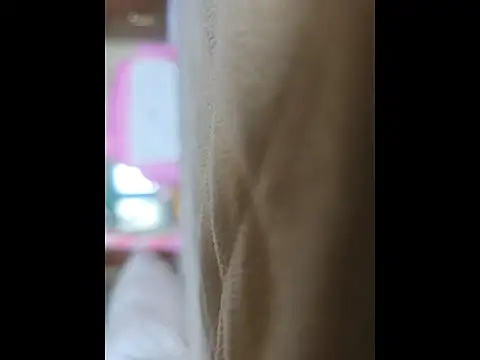 Snapshot of Babiwife chatting on November 9, 5:44 pm Babiwife online show from November 9, 5:44 pm