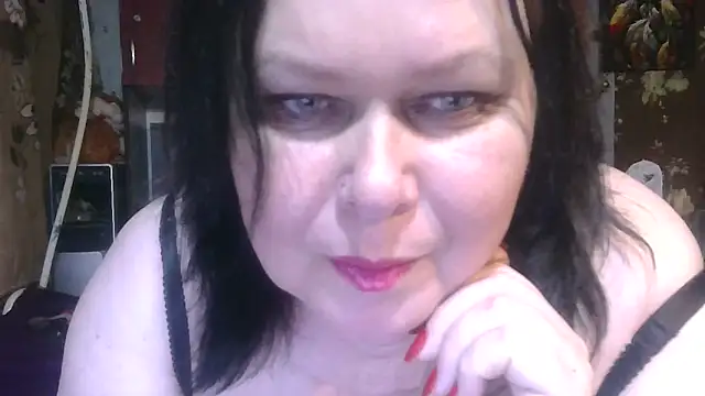 Snapshot of CharleeKendall chatting on November 21, 11:36 pm CharleeKendall online show from November 21, 11:36 pm