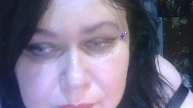 Snapshot of CharleeKendall chatting on November 26, 10:16 am CharleeKendall online show from November 26, 10:16 am