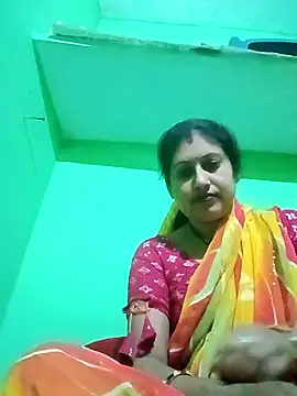 Snapshot of Rayal_bhabi chatting on November 17, 1:44 am Rayal bhabi online show from November 17, 1:44 am