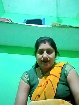 Snapshot of Rayal_bhabi chatting on December 18, 3:40 pm Rayal bhabi online show from December 18, 3:40 pm