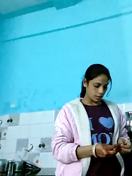 Nitya hot online show from December 23, 6:44 am