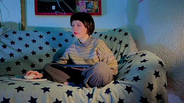 Snapshot of ReincarnatedAngel chatting on October 19, 5:02 pm ReincarnatedAngel online show from October 19, 5:02 pm