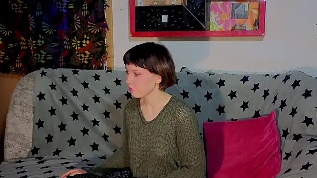 Snapshot of ReincarnatedAngel chatting on October 20, 7:25 pm ReincarnatedAngel online show from October 20, 7:25 pm