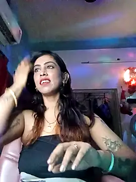 Snapshot of Darling_Annie chatting on November 1, 7:05 pm Darling Annie online show from November 1, 7:05 pm