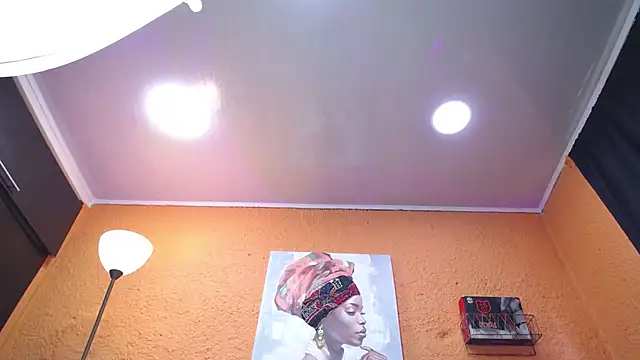 ZharaGag on u online show from January 16, 8:13 pm