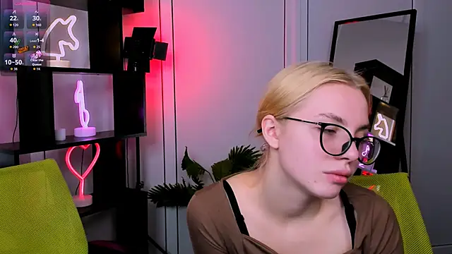 Snapshot of sendi_cais chatting on November 12, 7:20 am sendi cais online show from November 12, 7:20 am