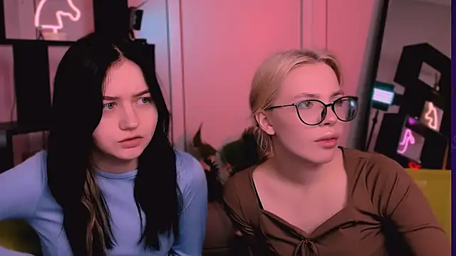 Snapshot of sendi_cais chatting on November 21, 9:41 am sendi cais online show from November 21, 9:41 am