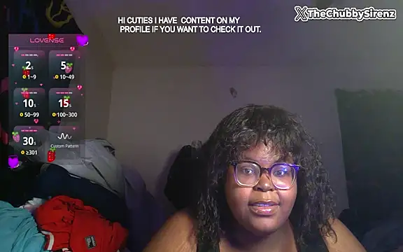 Snapshot of TheChubbySiren chatting on November 16, 2:39 am TheChubbySiren online show from November 16, 2:39 am