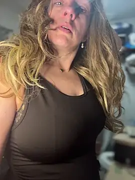 queenkelly1234 online show from February 17, 3:03 am