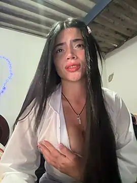 PamelaJonsom  online show from February 17, 10:38 pm