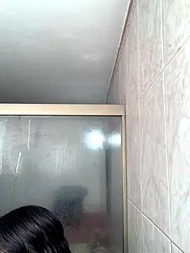 Snapshot of La-Gatiita-trans chatting on November 4, 4:50 pm La-Gatiita-trans online show from November 4, 4:50 pm