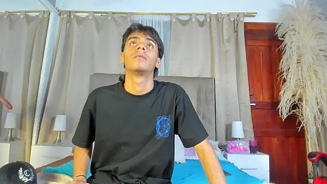 Kendra and liam online show from October 16, 12:06 pm