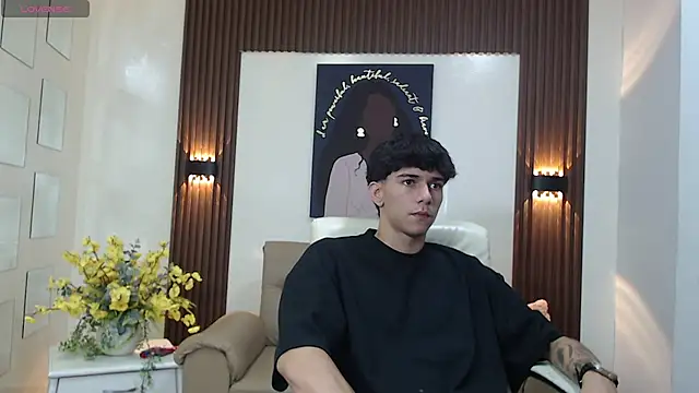 AmethystShadow17 online show from October 27, 3:49 pm