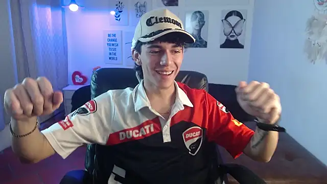 AmethystShadow17 online show from February 5, 7:29 pm