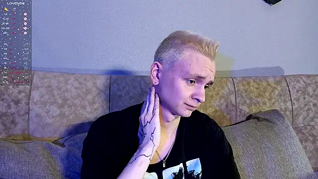 Logan mett online show from December 4, 8:12 am