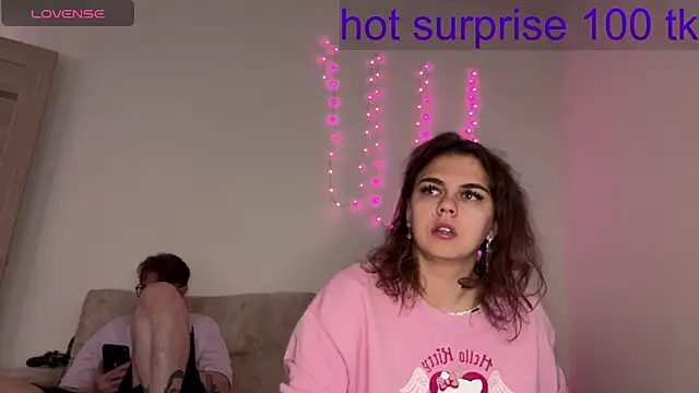 live sexy online show from April 7, 6:25 am