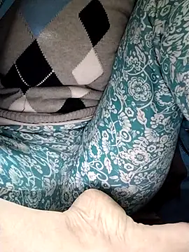 Snapshot of Amanda-_ena- chatting on November 21, 11:14 pm Amanda- ena- online show from November 21, 11:14 pm