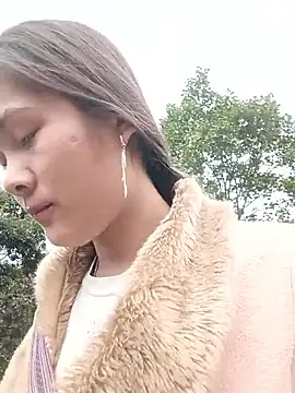 Lyssa-a online show from November 20, 5:40 am