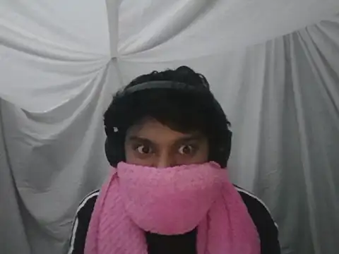 Snapshot of therapy03 chatting on November 27, 11:23 am therapy03 online show from November 27, 11:23 am