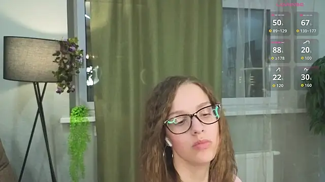 Snapshot of StephnieRecuparo chatting on October 24, 1:40 pm StephnieRecuparo online show from October 24, 1:40 pm