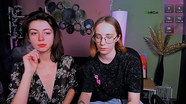 Snapshot of evalora_vei chatting on November 22, 8:30 pm evalora vei online show from November 22, 8:30 pm