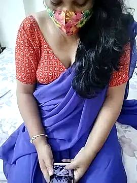 Hot Boude online show from October 19, 8:15 am