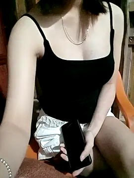 Snapshot of Katy68 chatting on December 4, 2:48 pm Katy68 online show from December 4, 2:48 pm