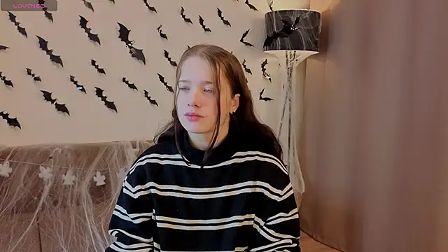 Snapshot of JonDatko chatting on November 2, 3:20 am JonDatko online show from November 2, 3:20 am