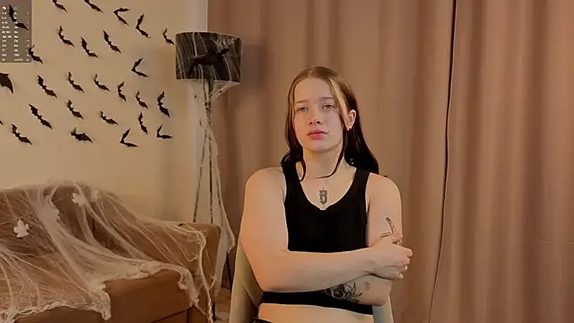 Snapshot of JonDatko chatting on November 3, 4:36 am JonDatko online show from November 3, 4:36 am