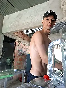 Snapshot of Luciferinthestreet chatting on November 1, 3:14 pm Luciferinthestreet online show from November 1, 3:14 pm