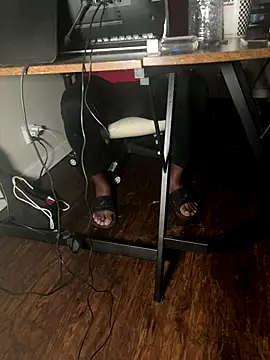 Snapshot of yourNBAfantasy chatting on December 1, 11:26 am yourNBAfantasy online show from December 1, 11:26 am