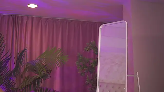 Snapshot of TiffanyBlaize chatting on November 3, 7:26 pm TiffanyBlaize online show from November 3, 7:26 pm