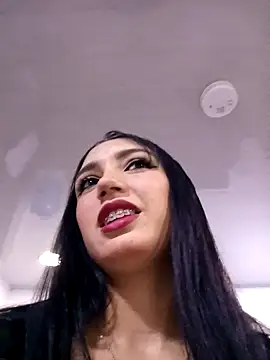 Snapshot of Arianaa_Toro chatting on November 10, 2:05 pm Arianaa Toro online show from November 10, 2:05 pm